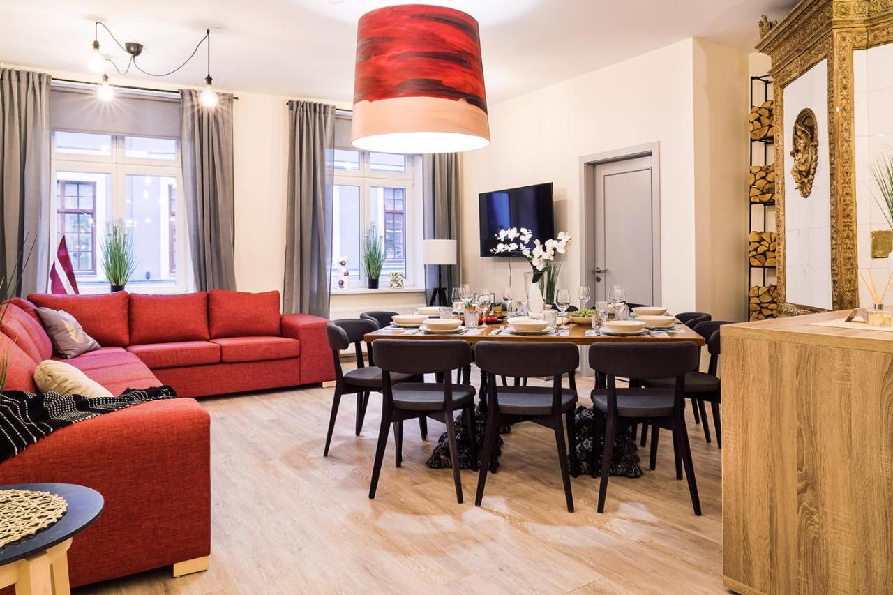 Morrison Apartment/15 Guests/7Bedrooms/Riga Old Town Exterior photo