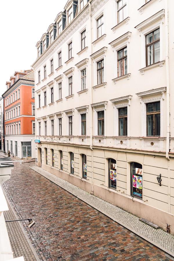 Morrison Apartment/15 Guests/7Bedrooms/Riga Old Town Exterior photo